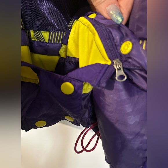 Awesome Sims 2000s snowboarding jacket - Picture 11 of 13